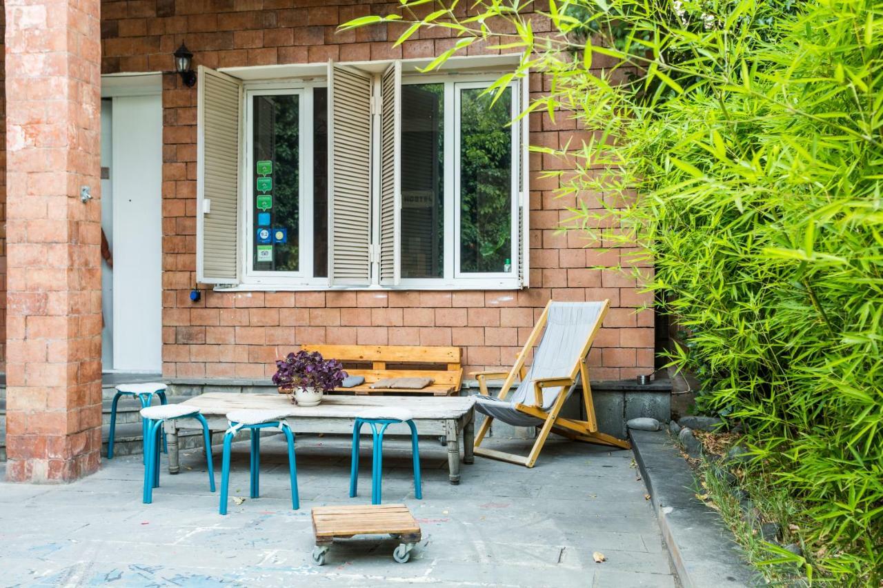 M42 Hostel Tbilisi Exterior foto